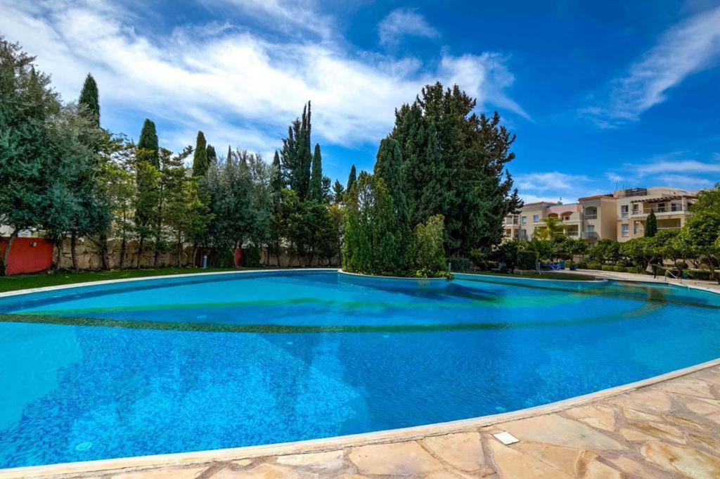 Apartamento Penthouse Carina Paphos Exterior foto