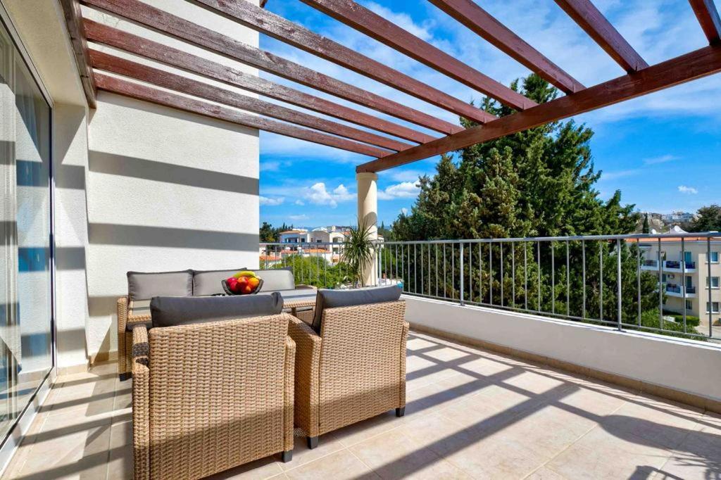 Apartamento Penthouse Carina Paphos Exterior foto